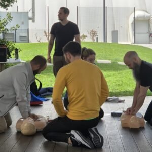 curso de svb desa semicyuc en empresa realizando rcp