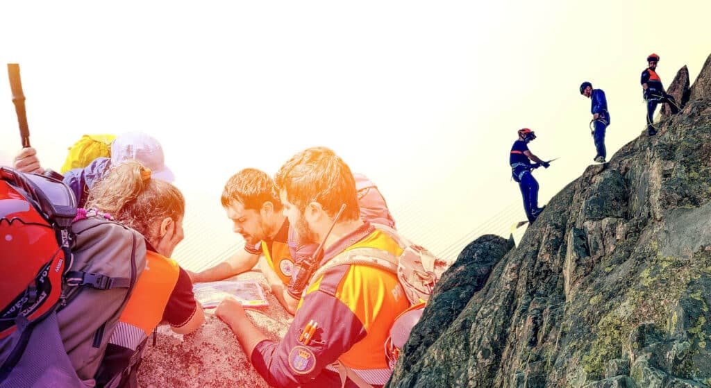 Voluntarios de Protección Civil como equipo de primera intervención