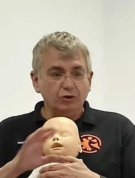 Antonio Bados, instructor de Salvar Vidas