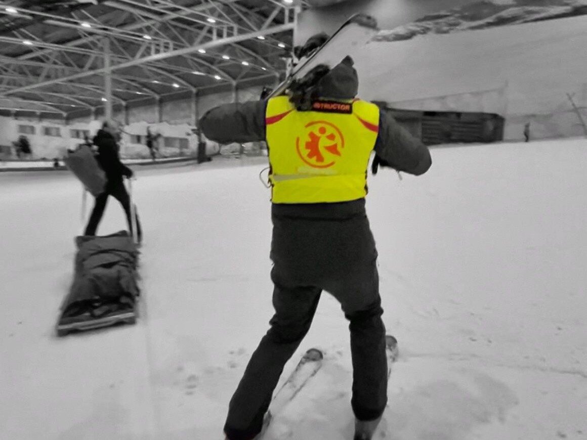 Curso Pisteur Socorrista — rescate con camilla en pista de esquí